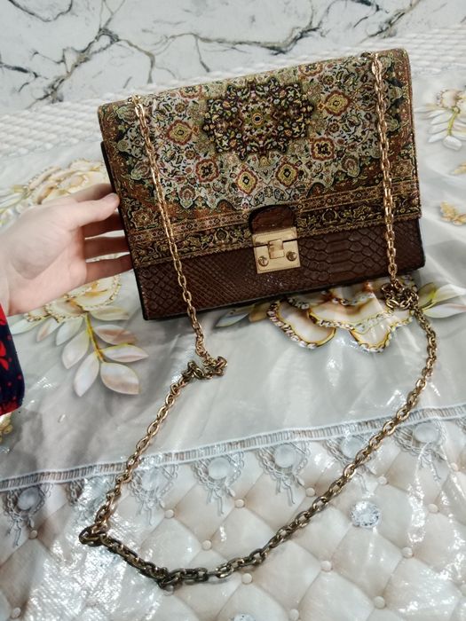 Sumka totiladi korichmevi