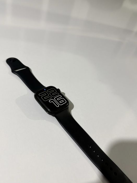 Apple watch 7.