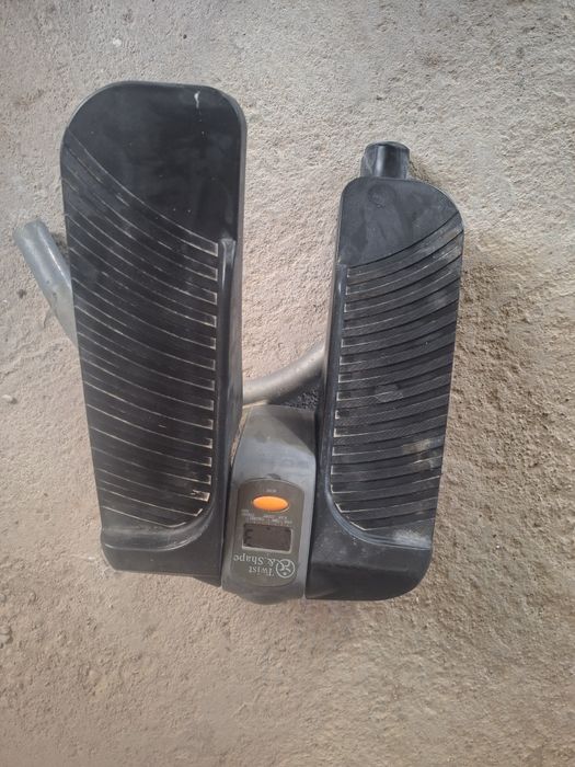 Aparat Twist and shape