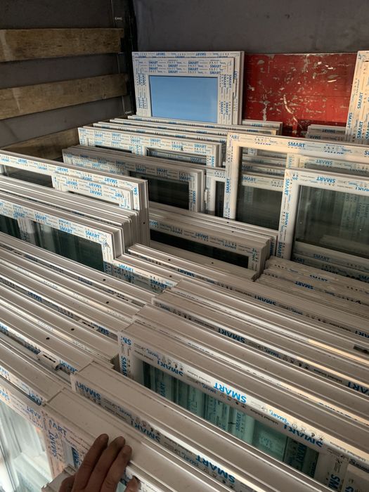 Пластиковые окна двери перегородки Алюминиевые двери пластиковые двери