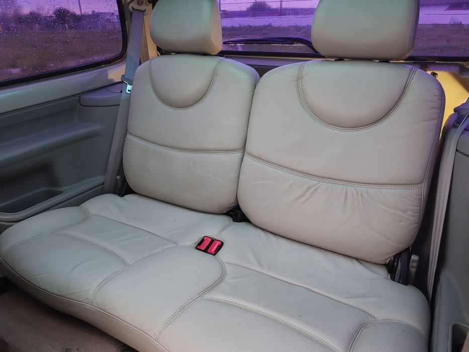 Renault twingo- Inițiale Paris