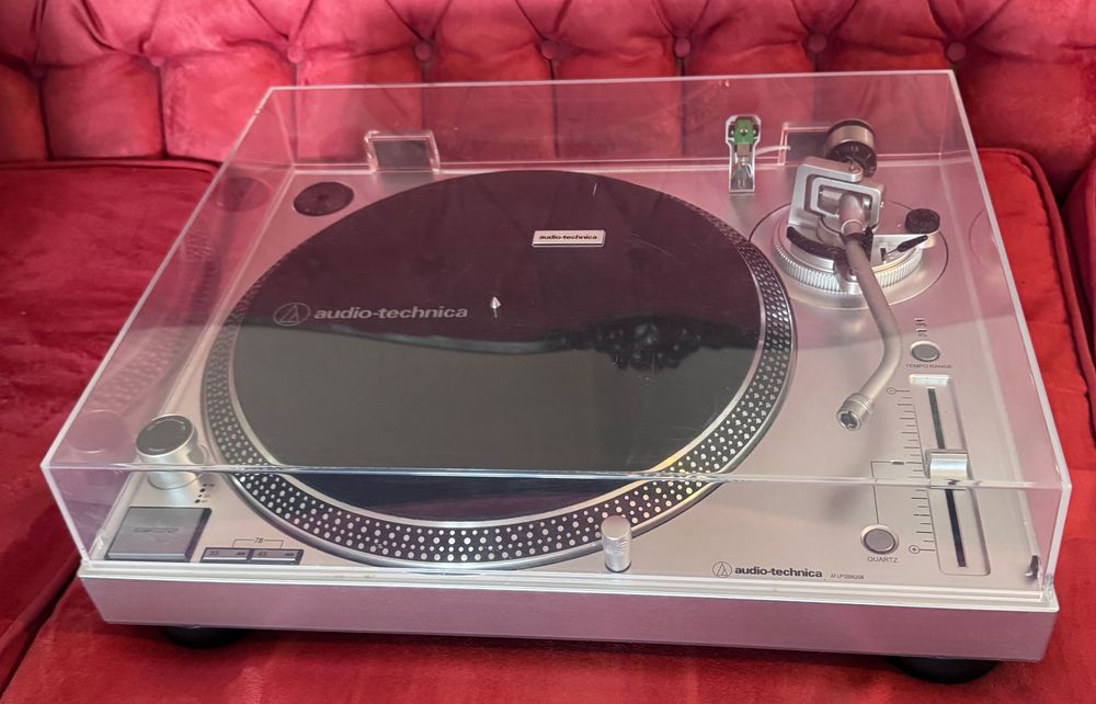 Audio-Technica AT-LP120XUSB (Nou / Doar desigilat)