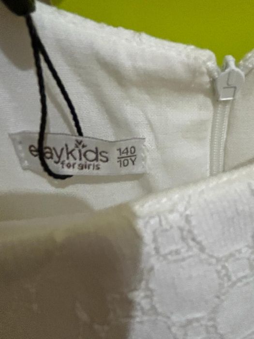 Продам платье для девочки