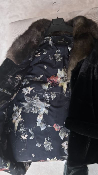 Продам норковую шубу