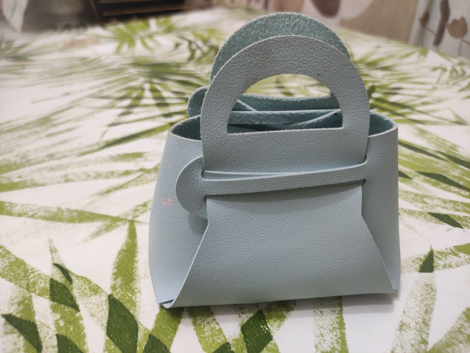 Сумочка красивая