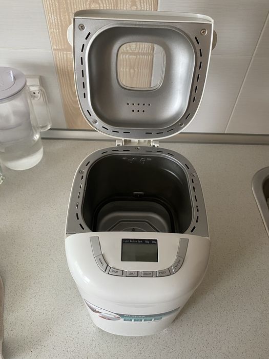 Masina de copt paine GORENJE, 15 programe, 550W, alb