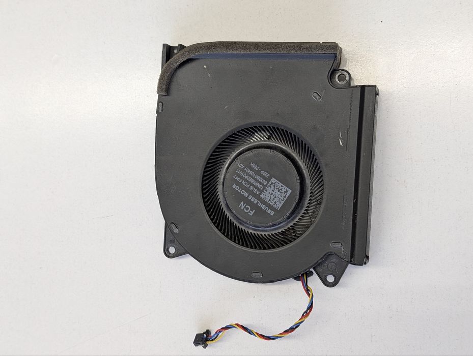 Dezmembrez / Piese ASUS ROG Strix SCAR 17 G733ZW (G733) – Carcasă, Răcire, Display