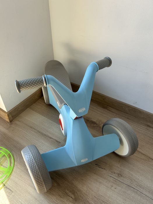 Tricicleta Berg cu pedale pliabile .