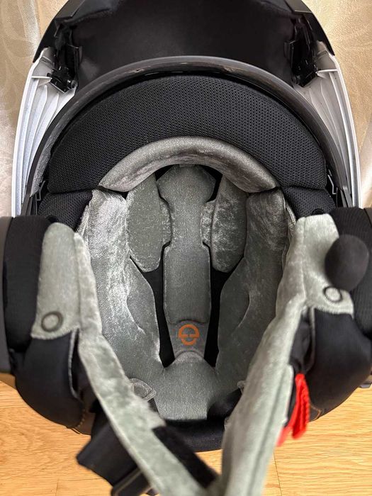 Casca moto Schuberth C4 Pro Flip Up cu Intercomm XL