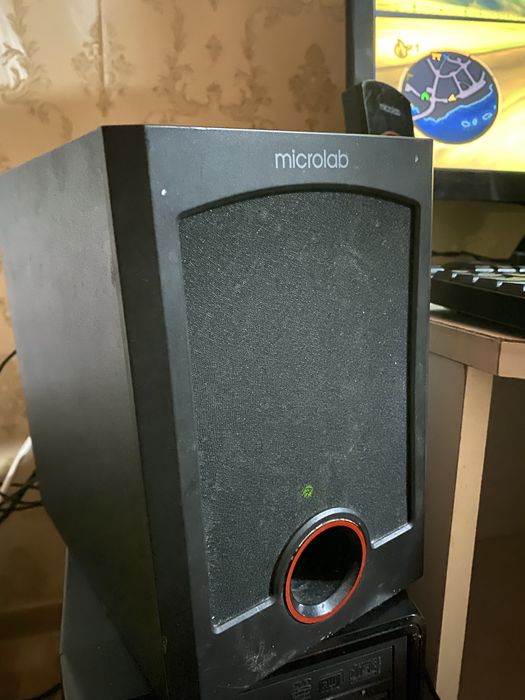 Компьютер PHILIPS.