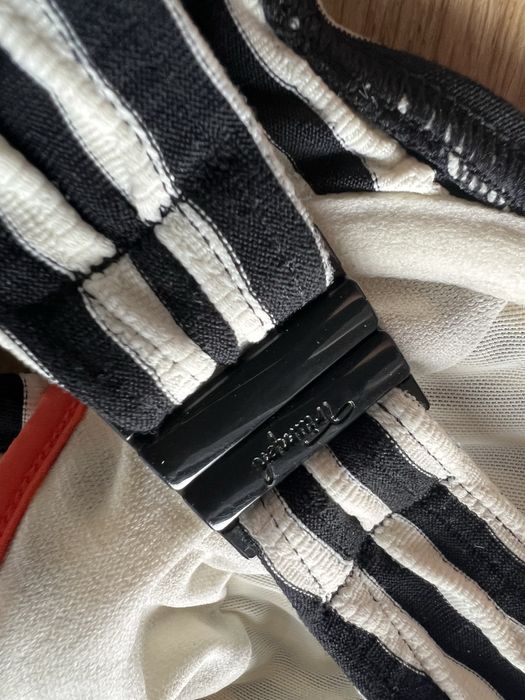 Costum de baie Triumph