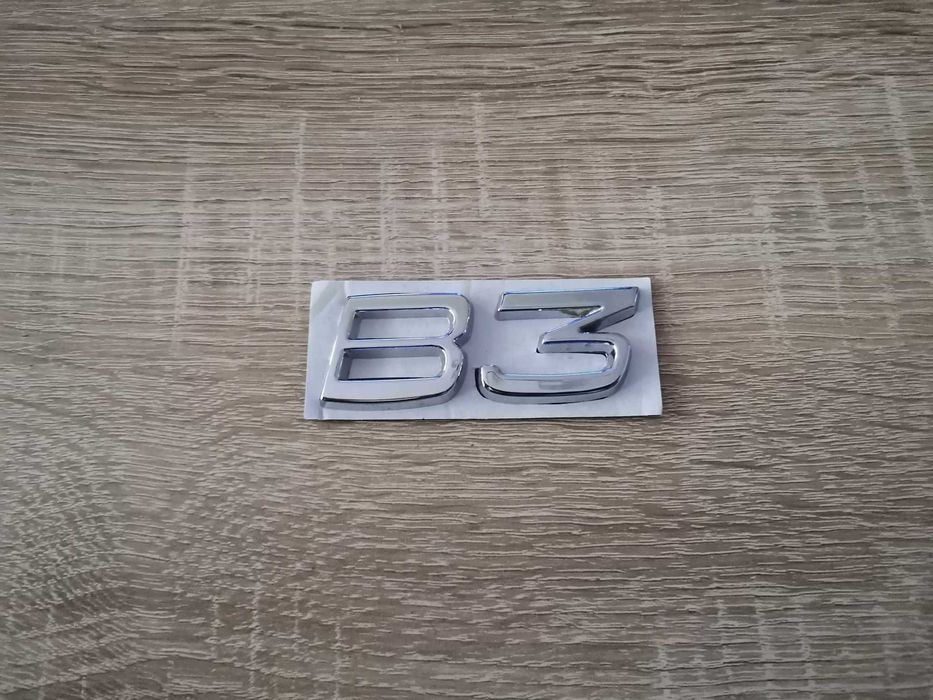 сребристи емблеми Волво Volvo B3