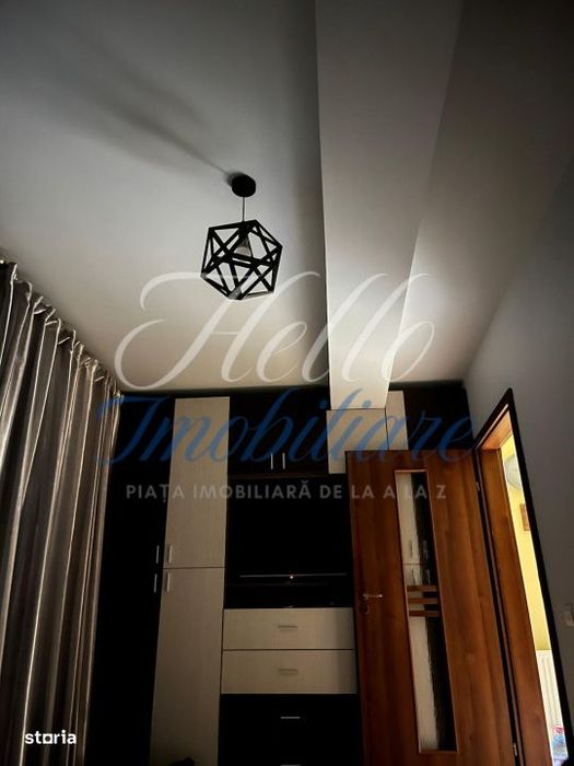 Vand apartament 3 camere  60mp+balcon 10 mp+terasa 20mp zona Stejarulu