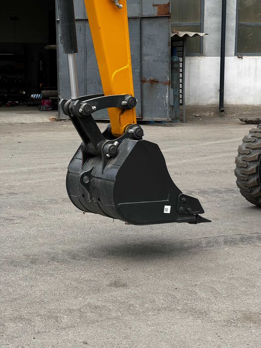 Mini ekskavator 906FW