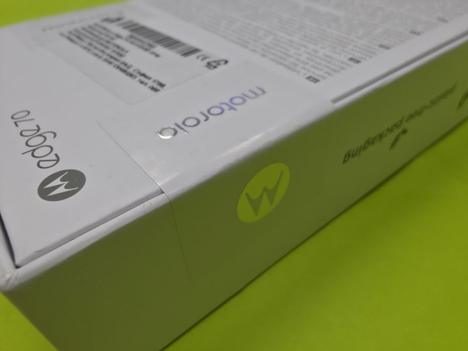ЗАПЕЧАТАН 512GB Motorola EDGE 70 Гаранция Yettel 2029 Gadget Gray | Сив