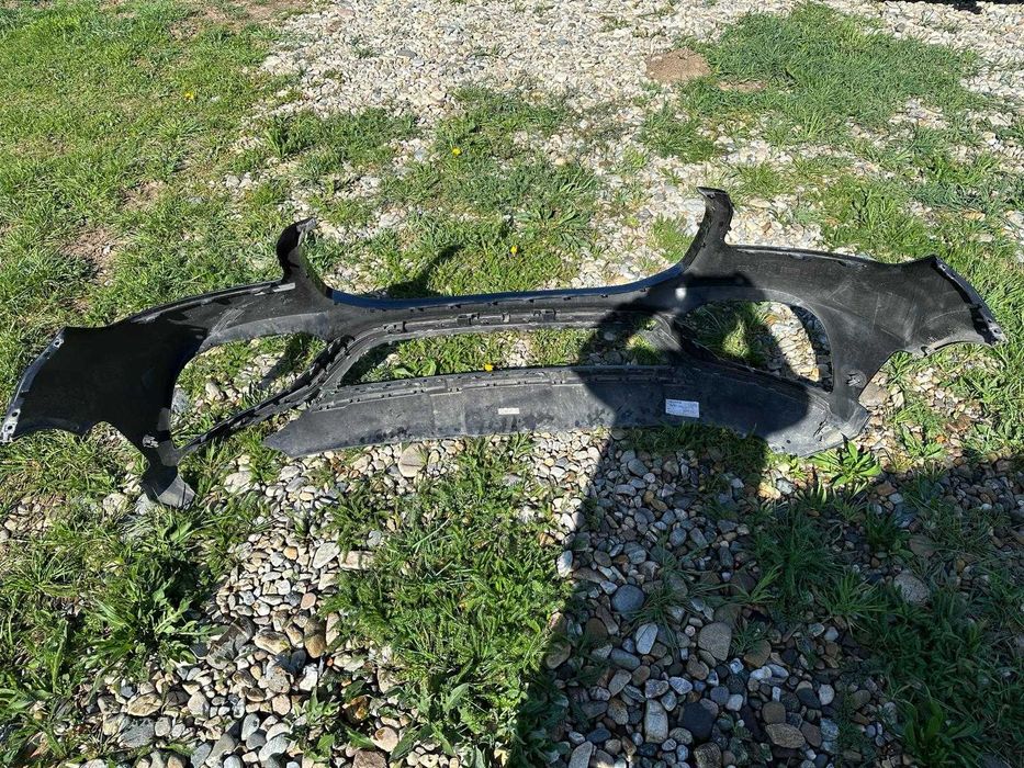 Bara fata, spoiler spate, carenaj Mercedes GLS din 2022