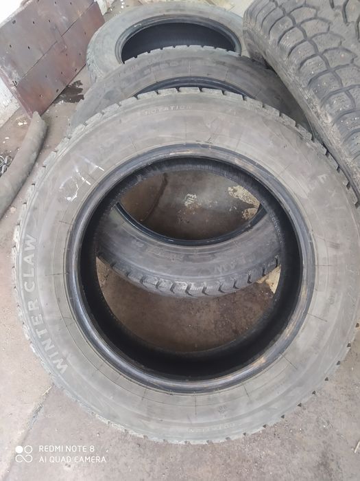 Зимние шины 215 65 R17