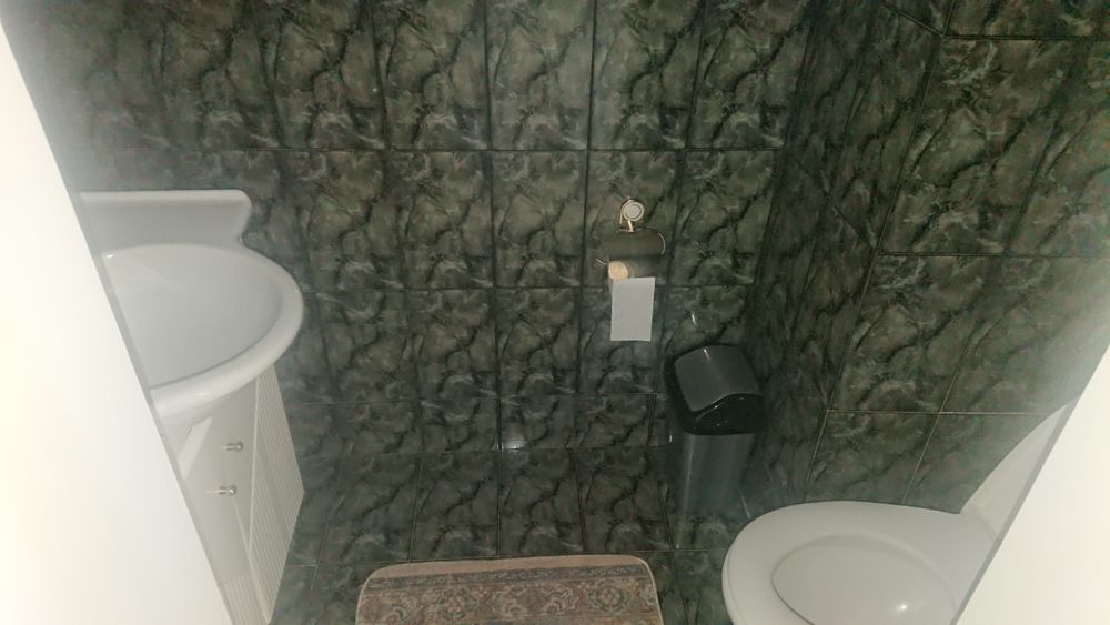 Дава се под наем Тристаен апартамент в София, Гоце Делчев - 150 кв.м за 841.5 € - Снимка #21