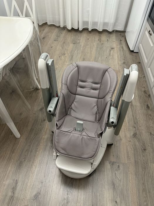 Стульчик для кормления Tatamia