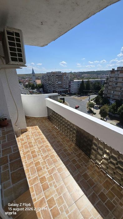 Vand apartament 2 camere decomandat in Deva, zona 22 Decembrie,