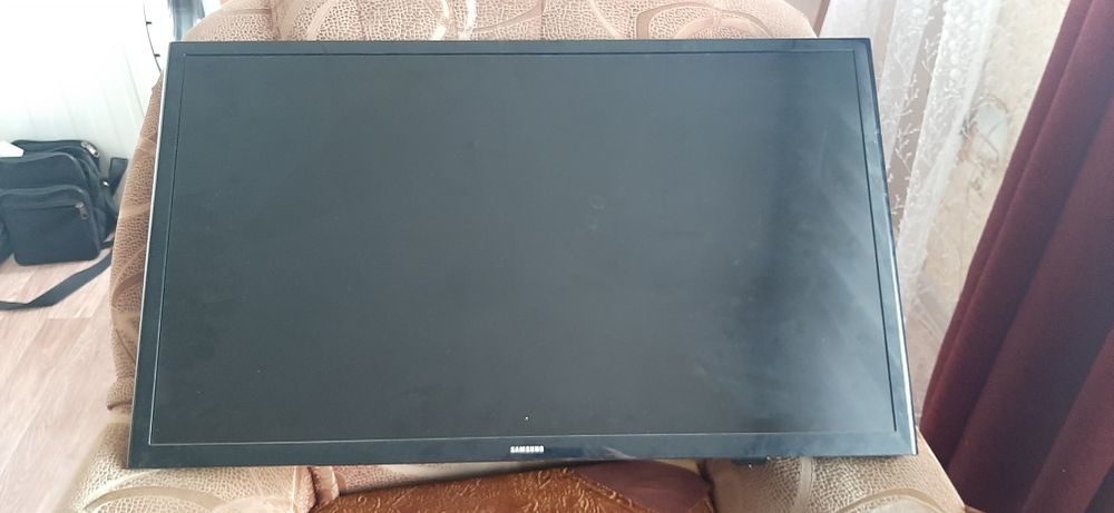 Телевизор,,samsung,, б/у вхорошем состоянии