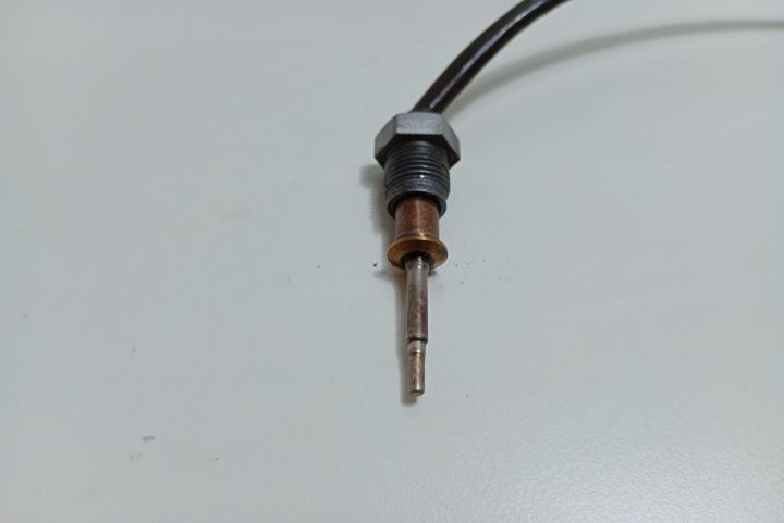 Senzor  temperatura gaze 8126R Renault Captur prima generatie seria