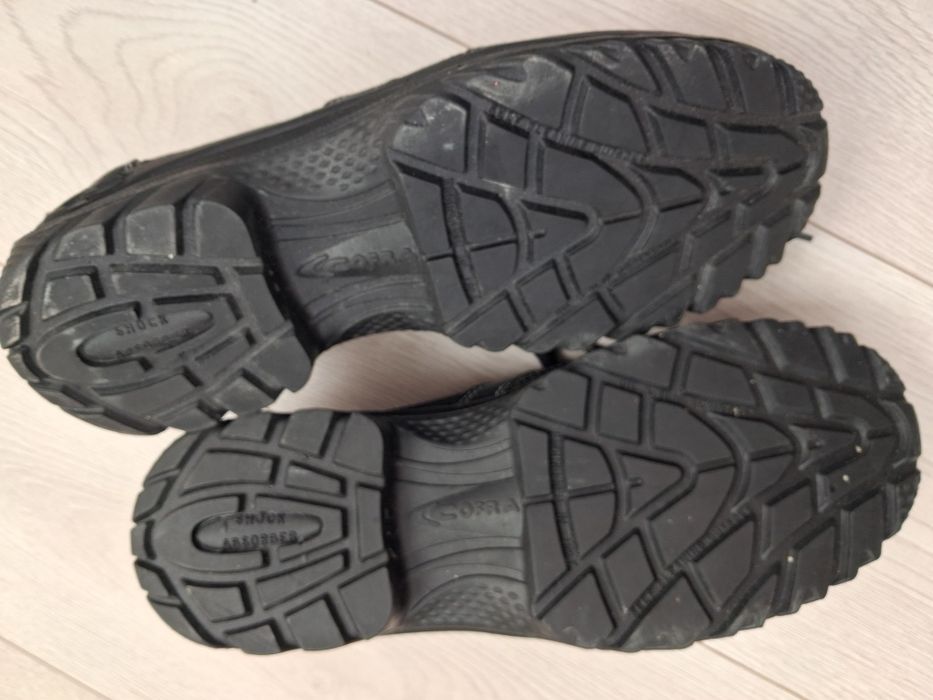 Incaltaminte de lucru pt santier (constructii)