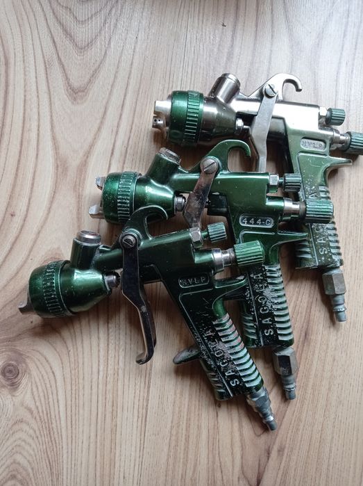 Бояджииски пистолет Sagola 444G с дюзи 1,8 мм. без казанчета