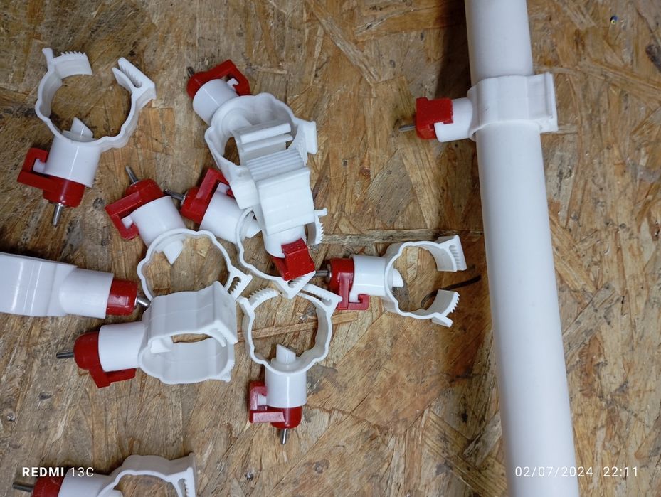 Парандалар учун сув ичиш мослама