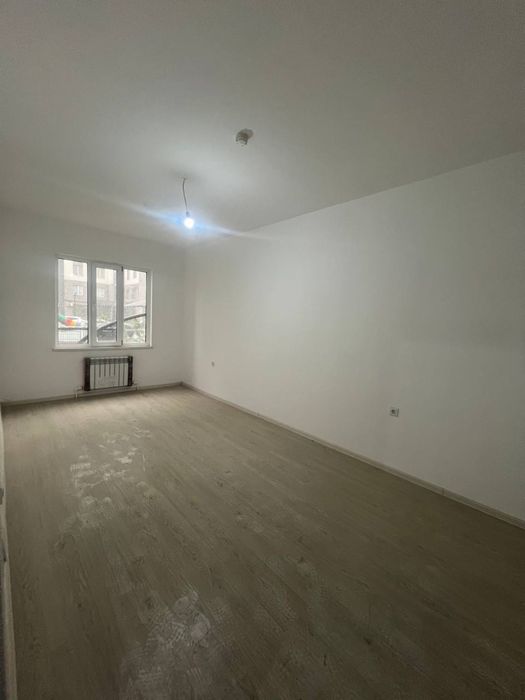 Сергели Янги Дархон 2 хона 1 этаж 61,5 кв срочно