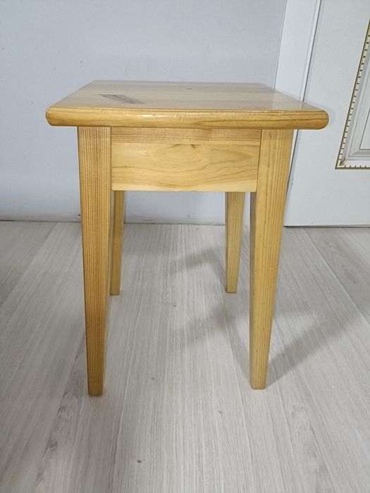 Стулья, табуретки деревянные