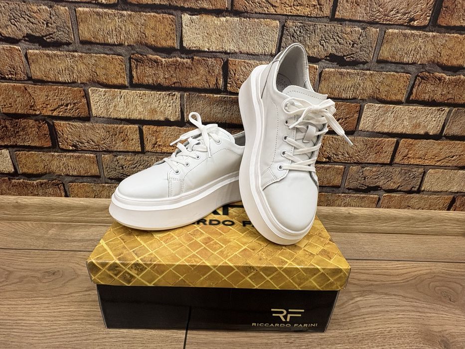 Кецове от естестена кожа на Paolo Botticelli