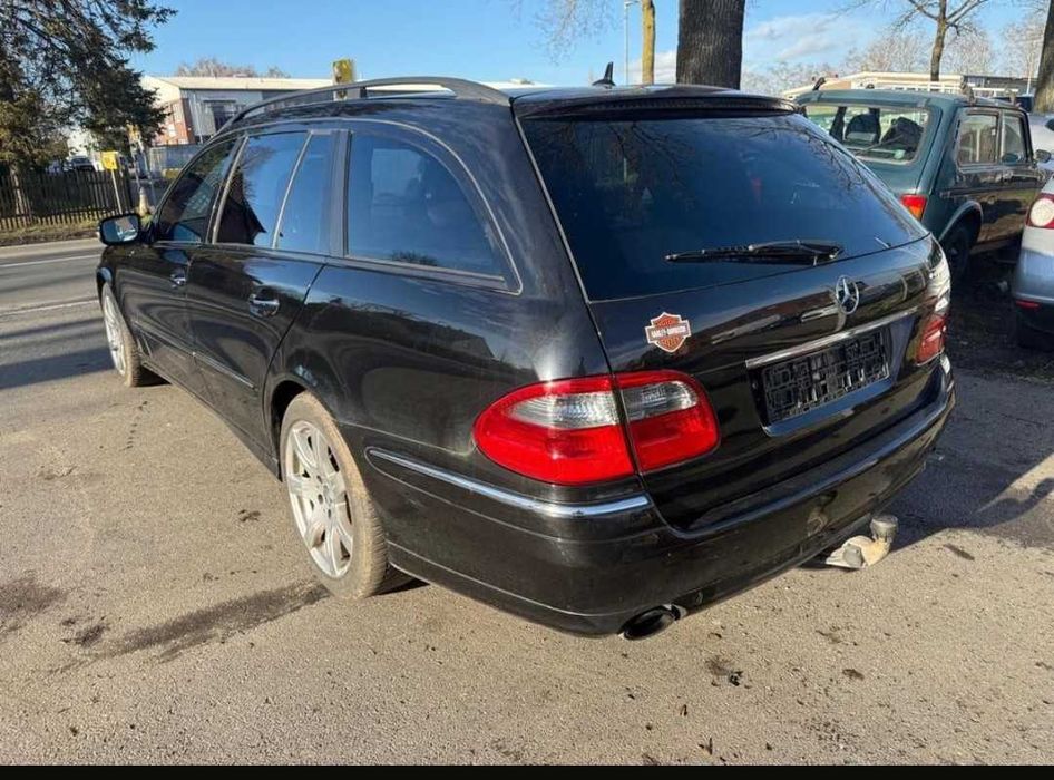 Мерцедес Е Класа 320 CDI Mercedes W211 Facelift Теглич
