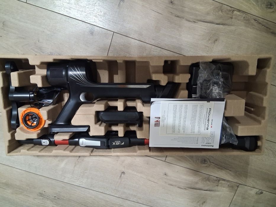 Чисто нова безкабелна прахосмукачка Rowenta