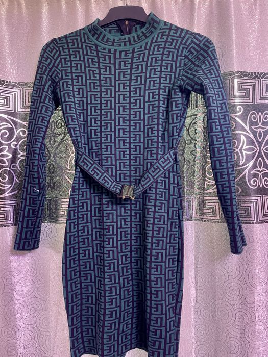 Rochii 4 la 100  de lei