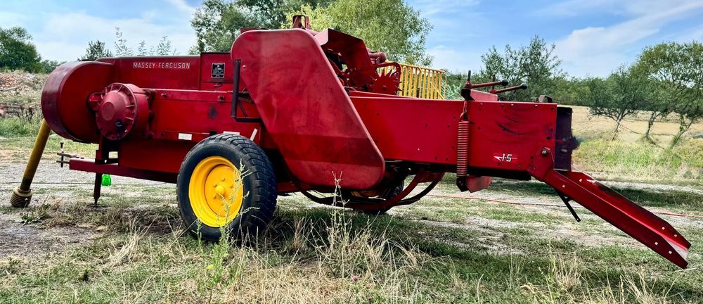 Balotiera / Presa baloti Massey Ferguson 20-8 /  complet funcțională / vopsea originala / welger / class