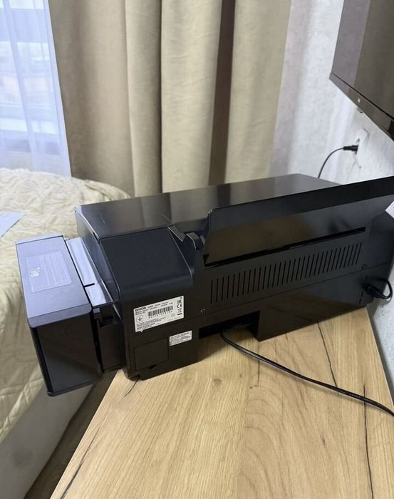 Epson L805 цветной принтер
