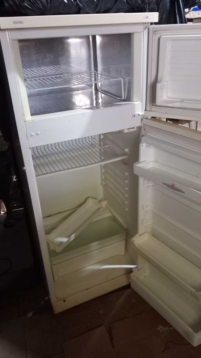 Vănd frigider de marcă stare perfectă .Preț 300 lei in BRĂILA