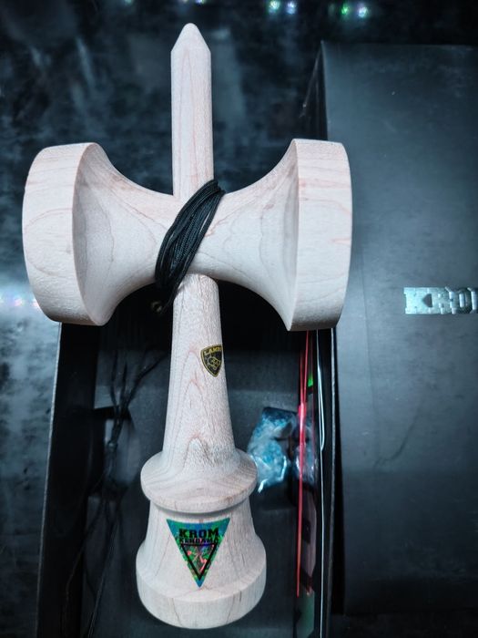 Vând Ken Krom Lambo