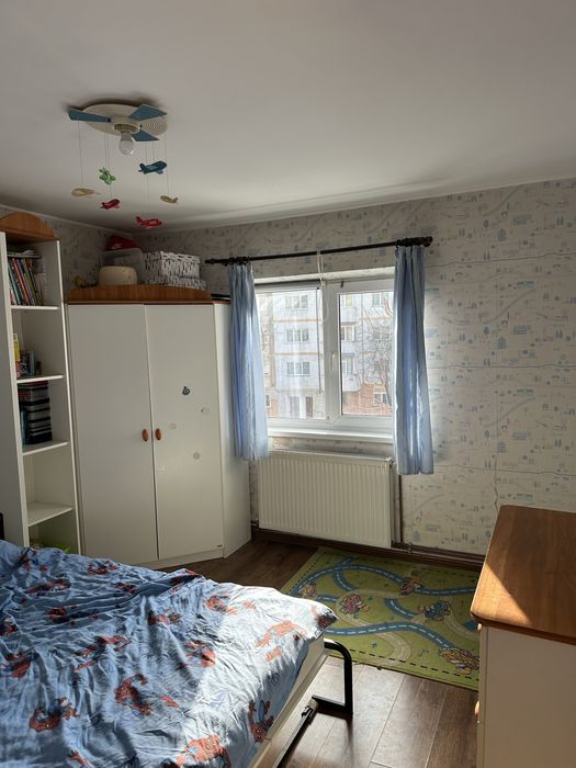 Inchiriez Apartament cu doua camere