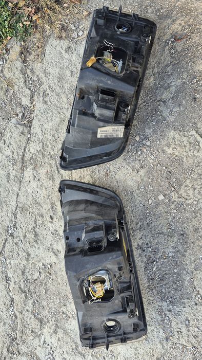 Фарове за VW T5 2007година