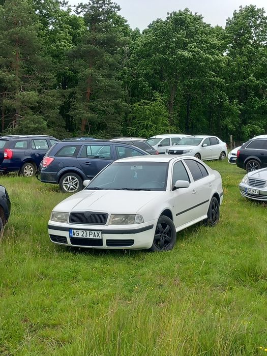 Vând Skoda Octavia