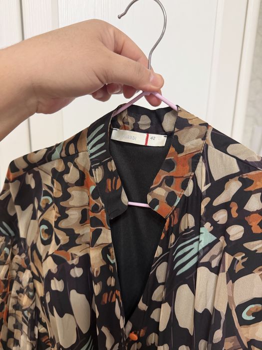 Қыз келіншектерге арналған көйлек сатамын.