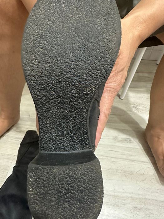 Продам женские сапоги