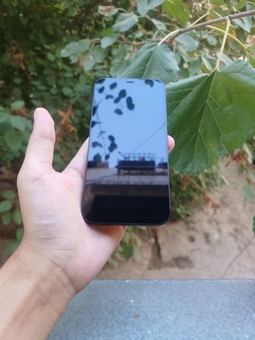 Iphone 12 64gb продаётся