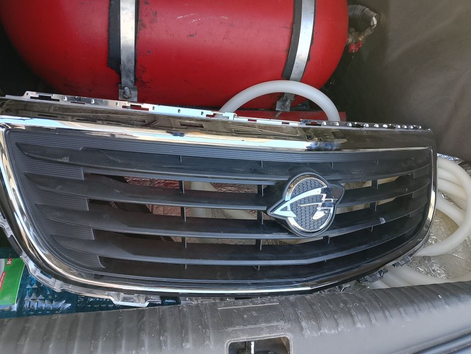 Решётка для переднего бампера  Кобальт Равон