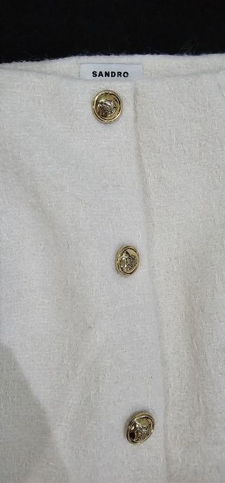 Пола Sandro със златни детайли