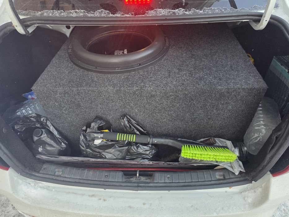 Продам сабвуфер phoenix bass machine