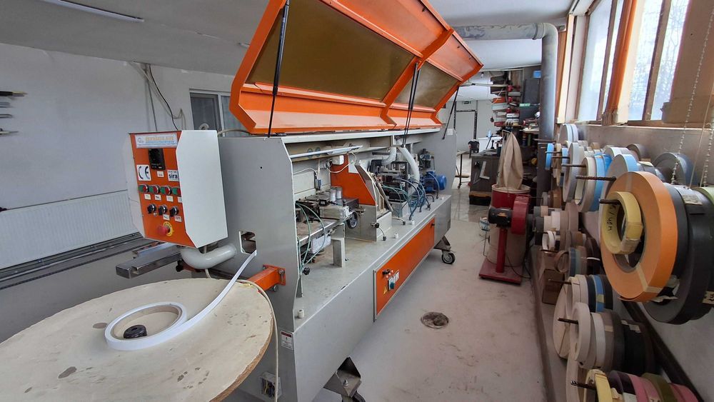 Продавам форматен разкройващ циркуляр  и кантираща машина