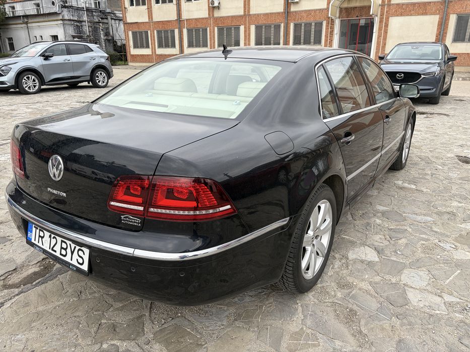 Volkswagen Phaeton  2015 pe carte